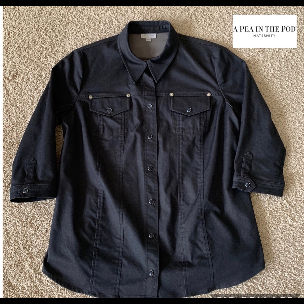 A Pea in the Pod Maternity Button Down Shirt.  Size Medium